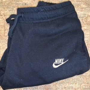 Men’s size M nike jogger sweatpants